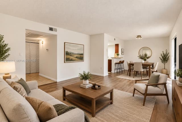 3229 Coral Lake Dr # 3229, Coral Springs FL 33065 - Coral Springs, FL - Photo 2
