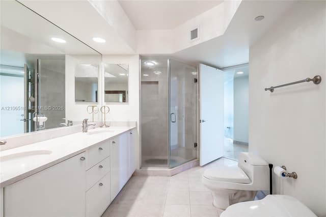 16500 Collins Ave # 554, Sunny Isles Beach FL 33160 - Sunny Isles Beach, FL - Photo 5