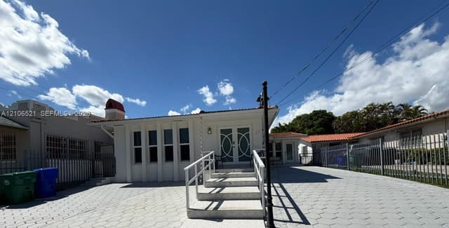 1030 SW 10th Ave, Miami FL 33130 - Miami, FL - Photo 2