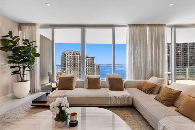 300 Biscayne Boulevard Way # 3002E, Miami FL 33131 - Miami, FL - Photo 5