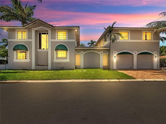 851 N 11TH Avenue, Hollywood FL 33019 - Hollywood, FL - Photo 4