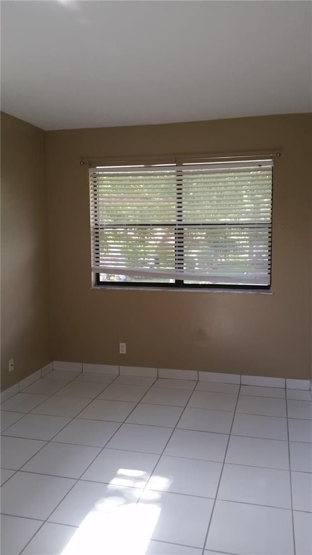 11573 NW 42nd Street, Coral Springs FL 33065 - Coral Springs, FL - Photo 3