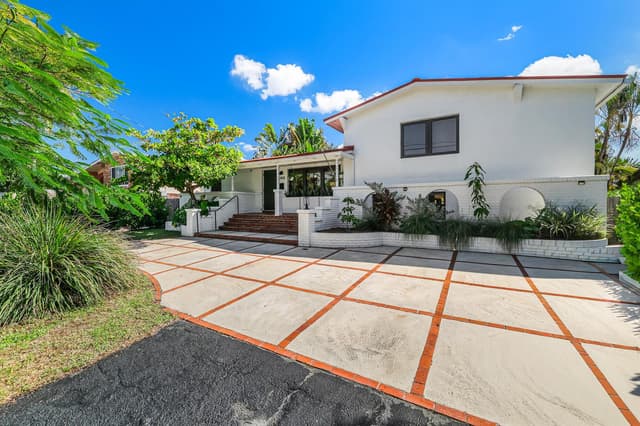 2408 NE 17th Terrace, Wilton Manors FL 33305 - Wilton Manors, FL - Photo 2