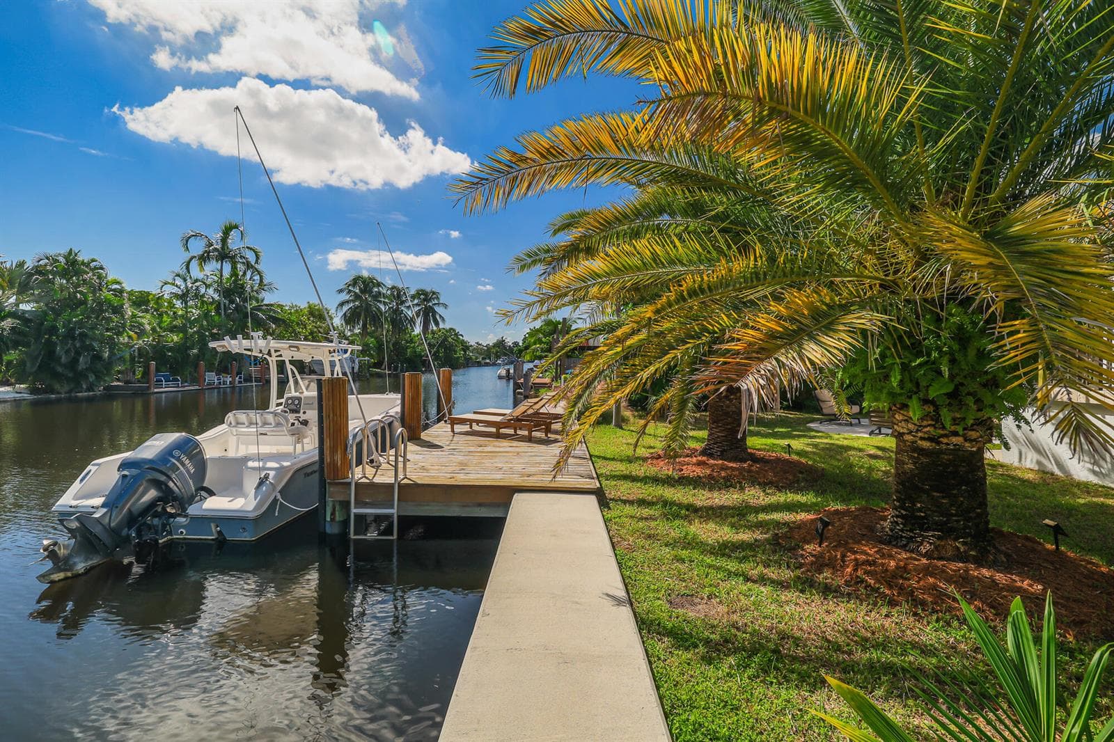 2408 NE 17th Terrace, Wilton Manors FL 33305