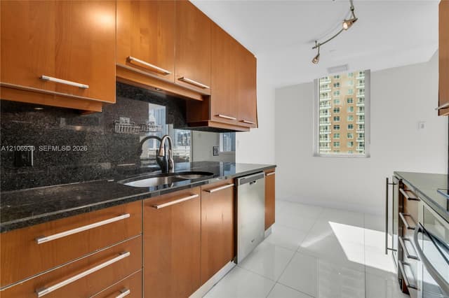 901 Brickell Key Blvd # 1103, Miami FL 33131 - Miami, FL - Photo 6