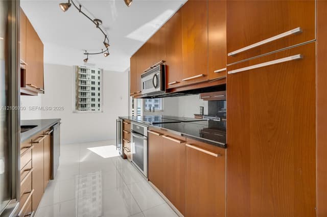 901 Brickell Key Blvd # 1103, Miami FL 33131 - Miami, FL - Photo 5