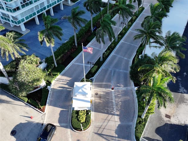 2100 S Ocean Ln # 303, Fort Lauderdale FL 33316 - Fort Lauderdale, FL - Photo 4