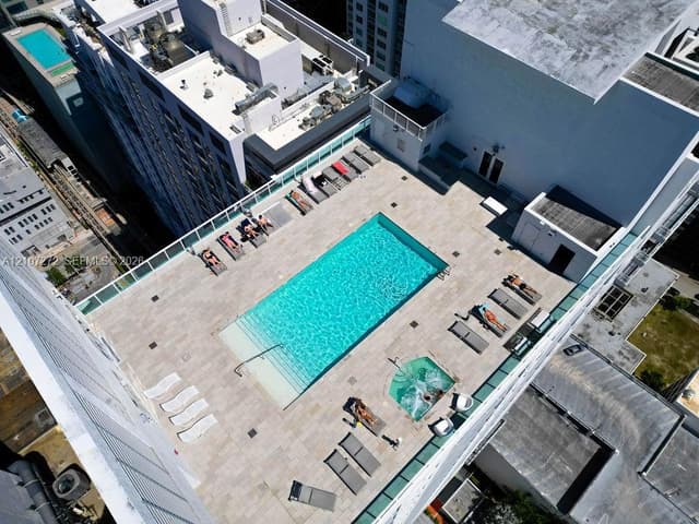 133 NE 2nd Ave # 512, Miami FL 33132 - Miami, FL - Photo 2