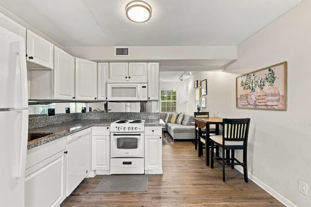 251 SW 22ND Street, Fort Lauderdale FL 33315 - Fort Lauderdale, FL - Photo 4