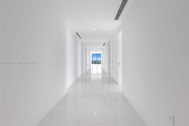 300 Biscayne Boulevard Way # 4901E, Miami FL 33131 - Miami, FL - Photo 4