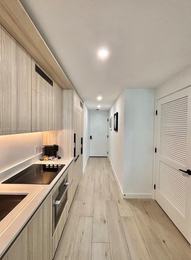 225 N Miami Ave # 2003, Miami FL 33128 - Miami, FL - Photo 4