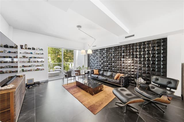 455 NE 39th St # 110, Miami FL 33137 - Miami, FL - Photo 2