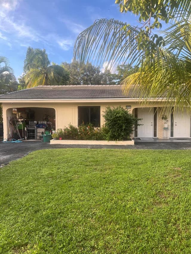 8155 NW 39TH Street, Coral Springs FL 33065 - Coral Springs, FL - Photo 2