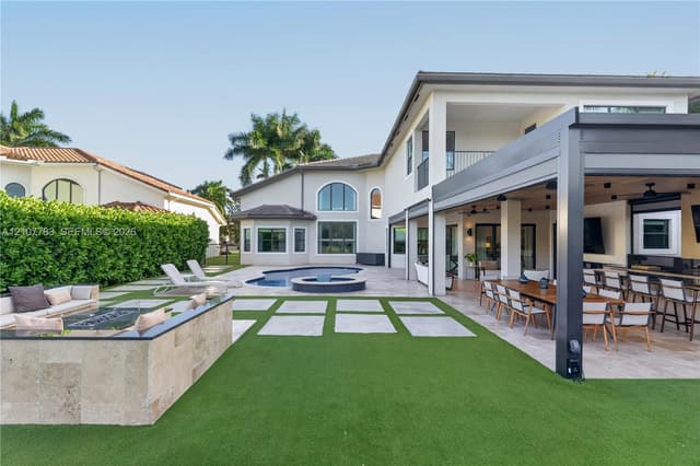 9328 Tropez Ln, Delray Beach FL 33446 - Delray Beach, FL - Photo 3