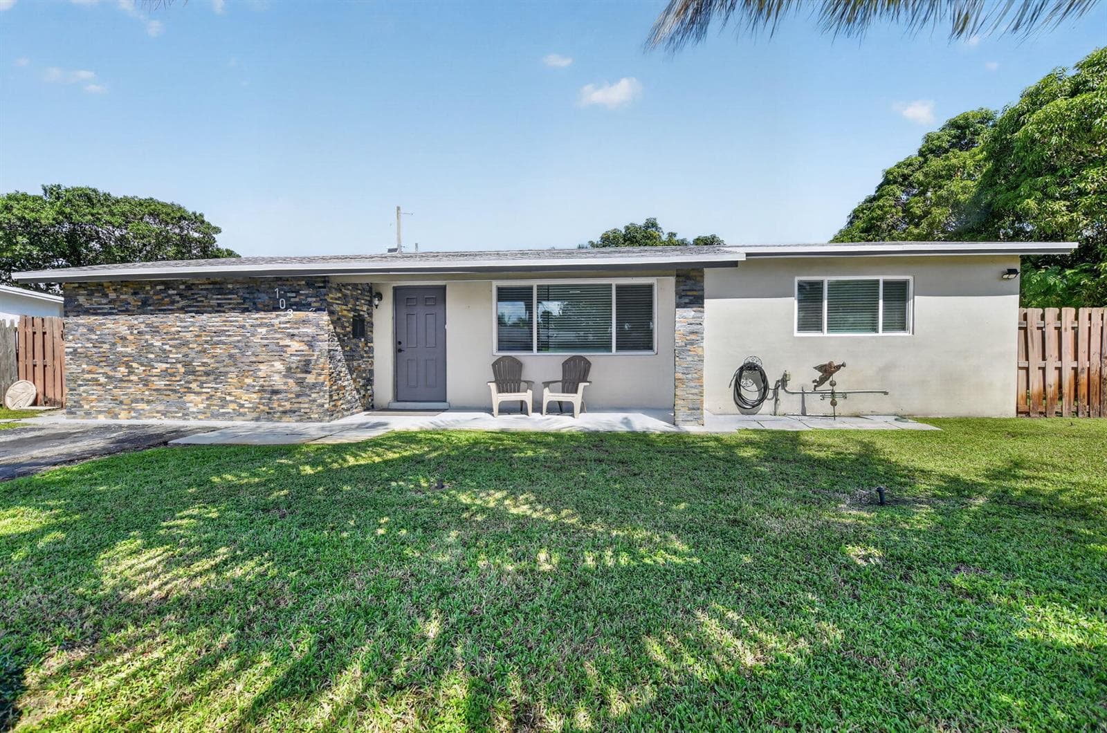 103 SW 14th Street, Deerfield Beach FL 33441