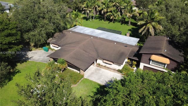12105 NW 23rd Ct, Plantation FL 33323 - Plantation, FL - Photo 3