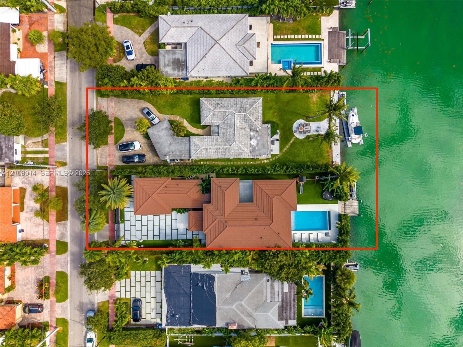 710 + 700 S Shore, Miami FL 33141
