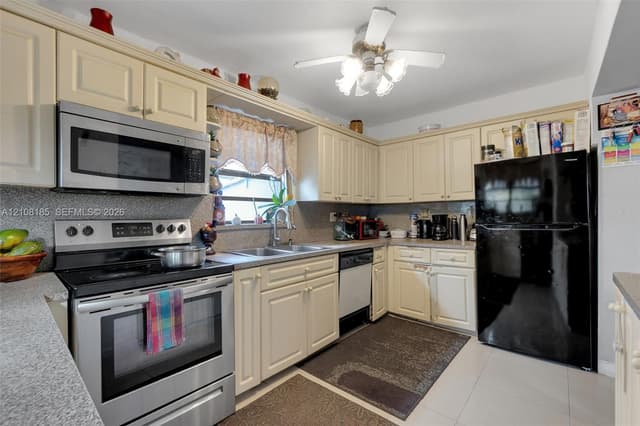 6608 SW 20th St, Miramar FL 33023 - Miramar, FL - Photo 7