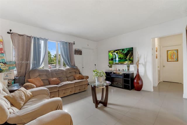 6608 SW 20th St, Miramar FL 33023 - Miramar, FL - Photo 4
