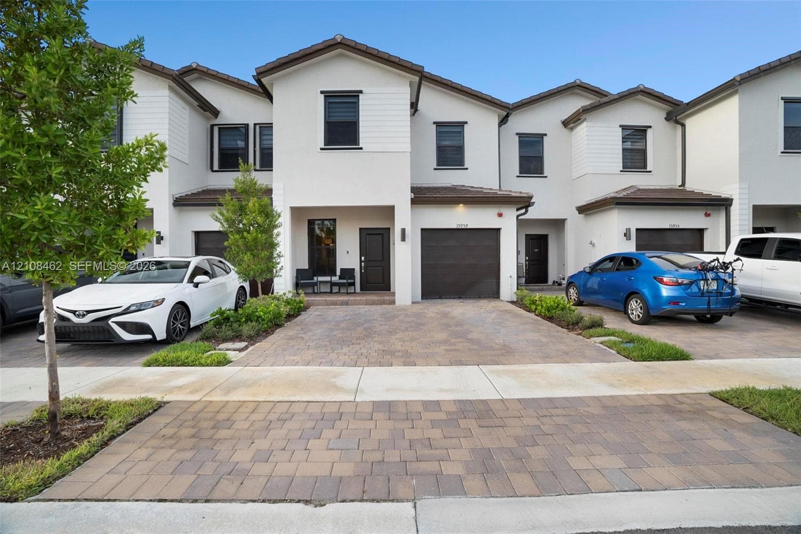 15959 SW 2nd St, Pembroke Pines FL 33027