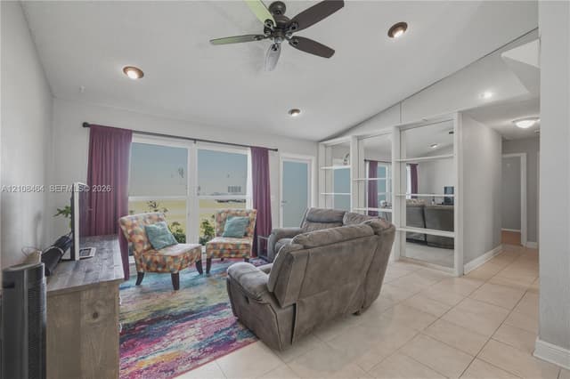 11460 NW 35th Pl, Sunrise FL 33323 - Sunrise, FL - Photo 6