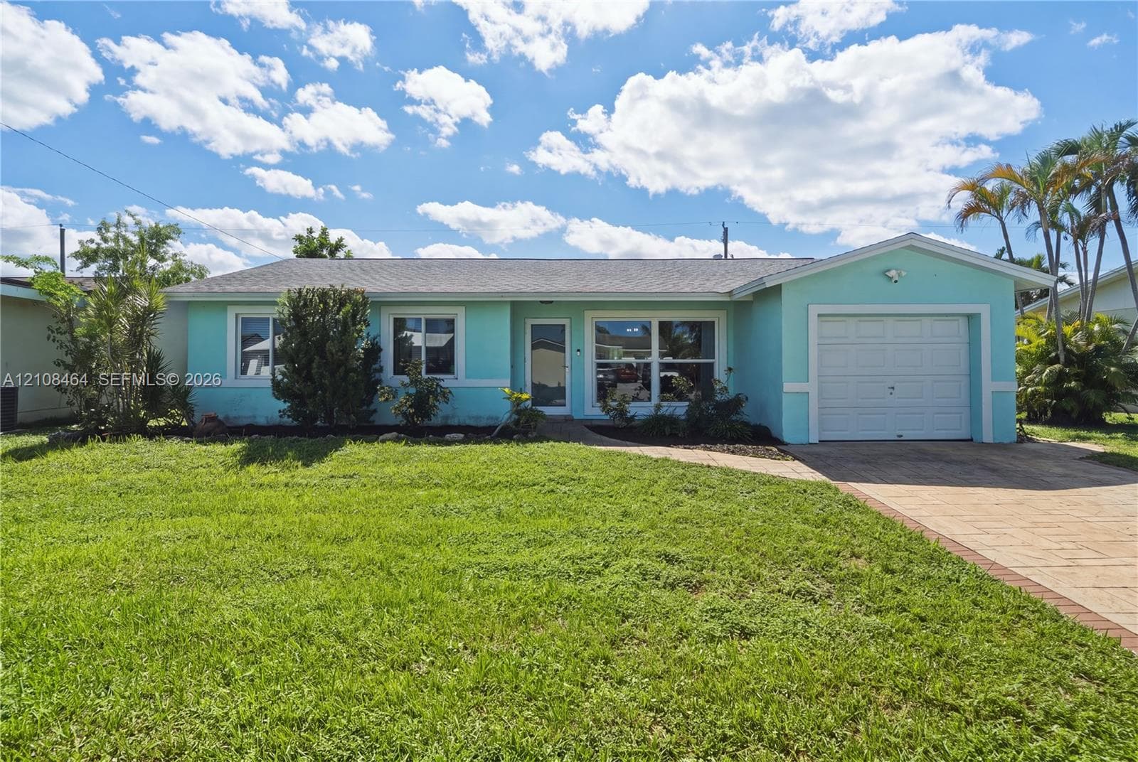 11460 NW 35th Pl, Sunrise FL 33323