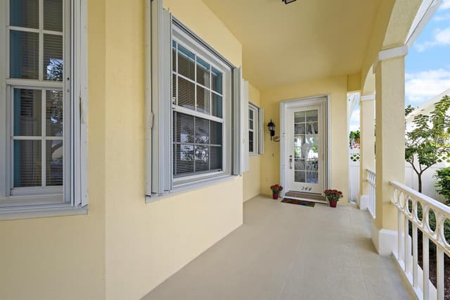 244 HONEYSUCKLE Drive, Jupiter FL 33458 - Jupiter, FL - Photo 2