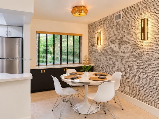 2404 NE 33rd Ave # 3, Fort Lauderdale FL 33305 - Fort Lauderdale, FL - Photo 4