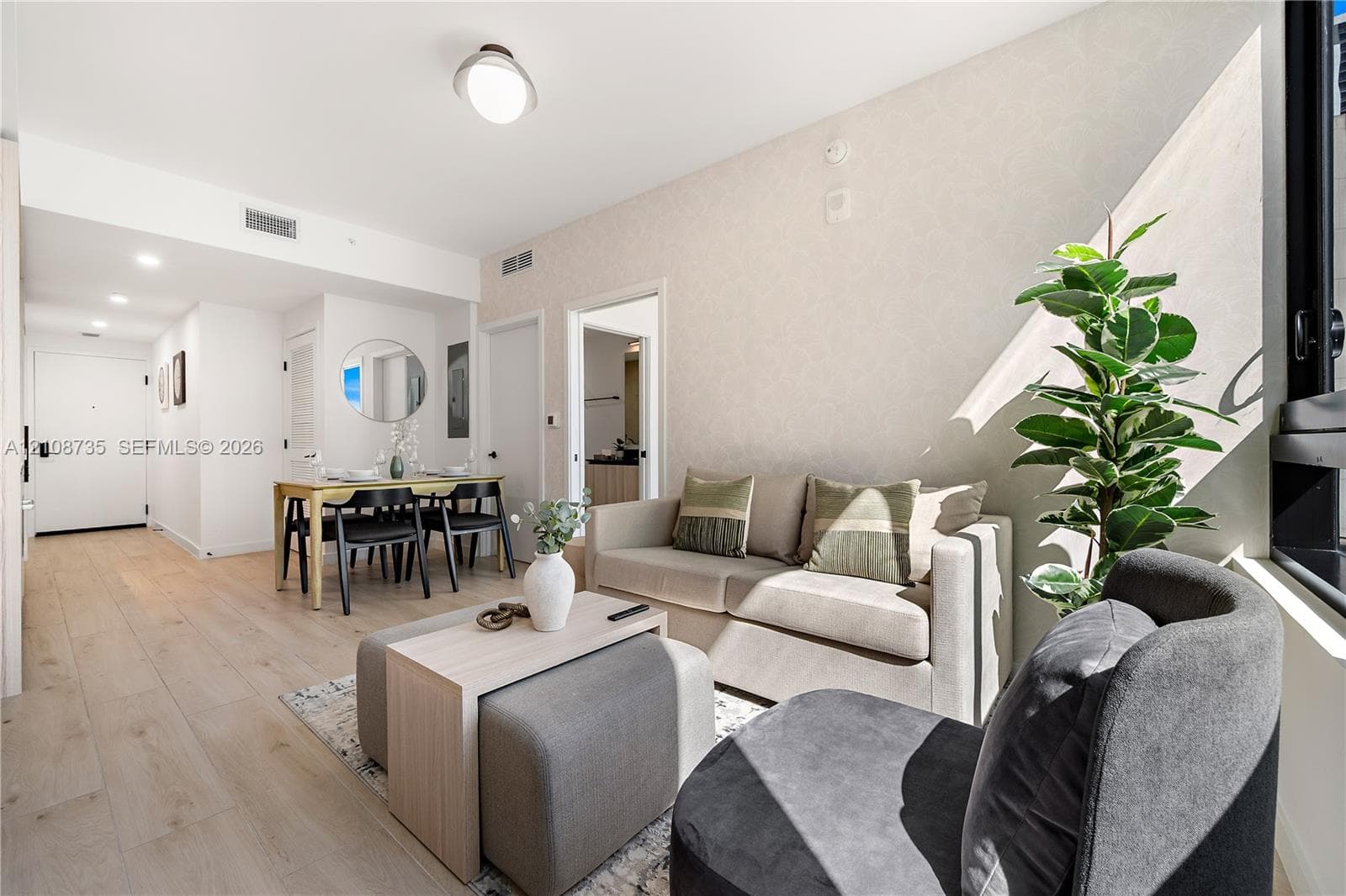 225 N Miami Ave # 803, Miami FL 33128
