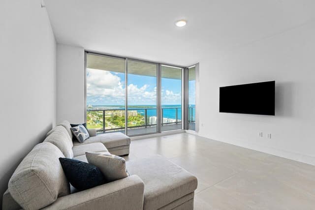 220 Lake Shore Drive # 1817, Lake Park FL 33403 - Lake Park, FL - Photo 2
