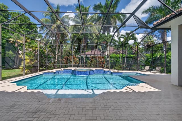 2476 Poinciana Lane, Weston FL 33327 - Weston, FL - Photo 6