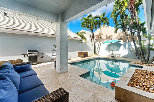 59 Dorchester Circle, Palm Beach Gardens FL 33418 - Palm Beach Gardens, FL - Photo 7