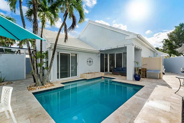 59 Dorchester Circle, Palm Beach Gardens FL 33418 - Palm Beach Gardens, FL - Photo 3