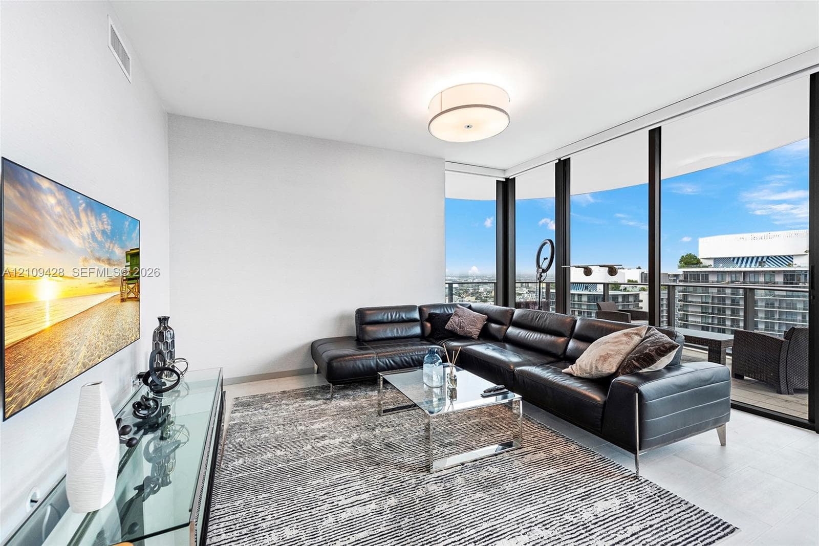 1000 Brickell Plz, Miami FL 33131 - Miami, FL - Photo 1