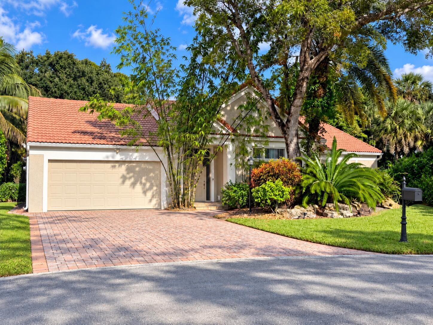 7505 Live Oak Drive, Coral Springs FL 33065 - Coral Springs, FL - Photo 1