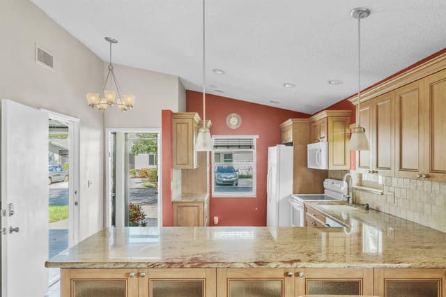 8918 Windtree Street, Boca Raton FL 33496 - Boca Raton, FL - Photo 2