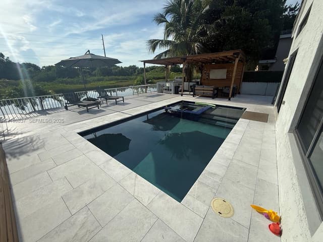 2203 SW 173rd Ave, Miramar FL 33029 - Miramar, FL - Photo 2