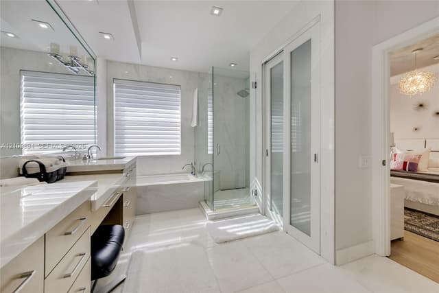 1366 W Harbor Vw W, Hollywood FL 33019 - Hollywood, FL - Photo 7