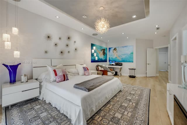 1366 W Harbor Vw W, Hollywood FL 33019 - Hollywood, FL - Photo 5
