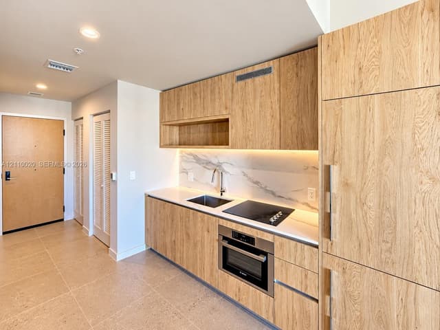 11 NE 6th St # 2315, Miami FL 33132 - Miami, FL - Photo 7