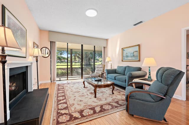 275 OLD MEADOW Way, Palm Beach Gardens FL 33418 - Palm Beach Gardens, FL - Photo 7