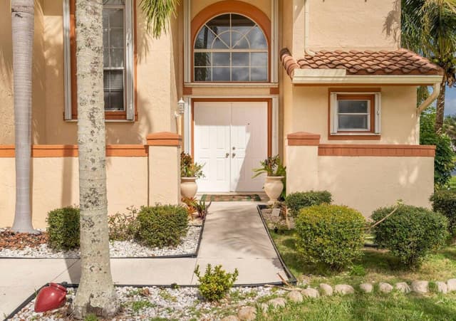 10256 BOCA SPRINGS Drive, Boca Raton FL 33428 - Boca Raton, FL - Photo 2