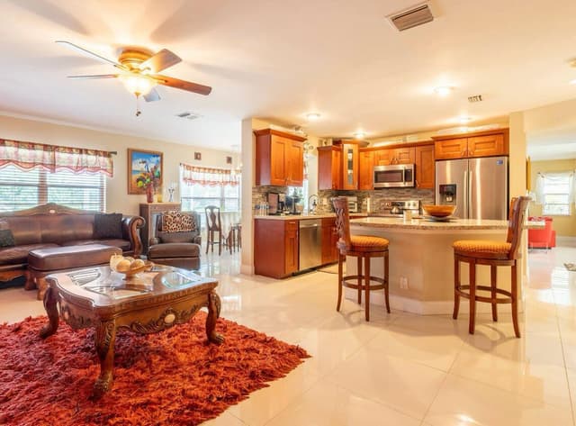 10256 BOCA SPRINGS Drive, Boca Raton FL 33428 - Boca Raton, FL - Photo 4