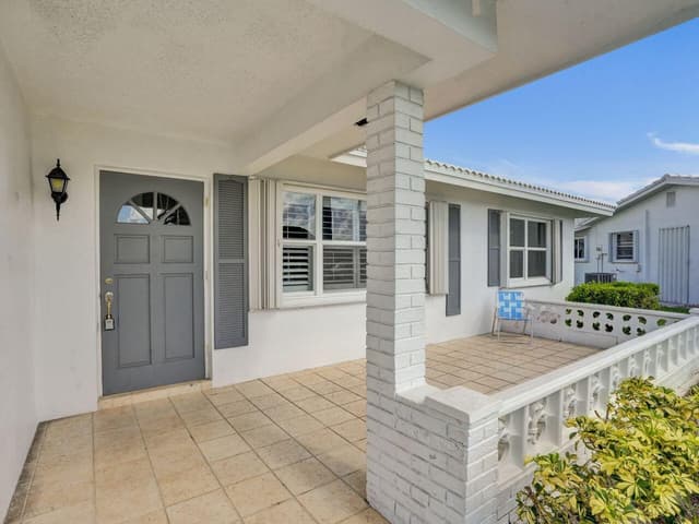 605 SW 21ST Circle, Boynton Beach FL 33426 - Boynton Beach, FL - Photo 3