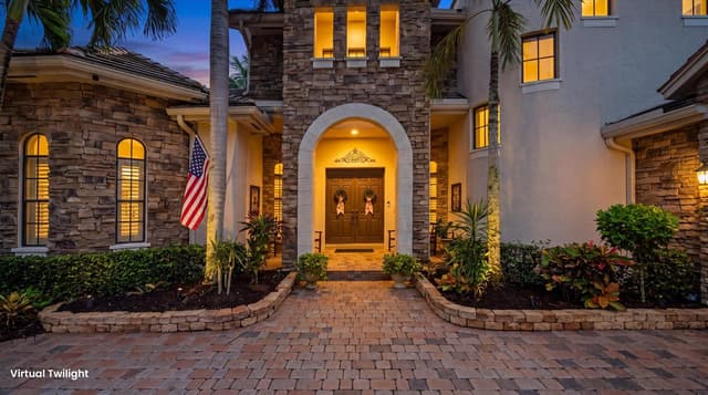 10586 Versailles Boulevard, Wellington FL 33449 - Wellington, FL - Photo 3