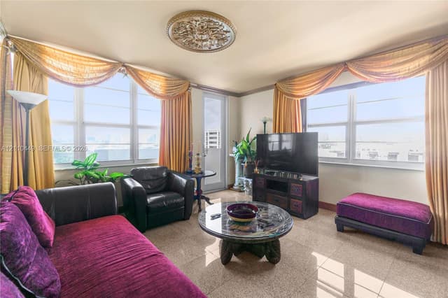100 Lincoln Rd # 811, Miami Beach FL 33139 - Miami Beach, FL - Photo 7