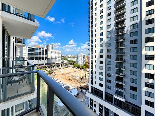11 NE 6th St # 1811, Miami FL 33132 - Miami, FL - Photo 5