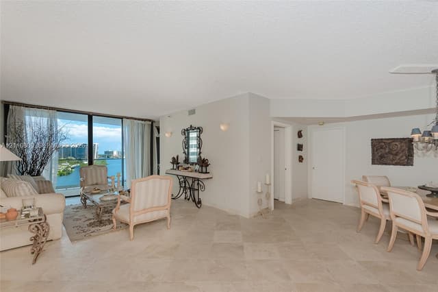 2800 Island Blvd # 1105, Aventura FL 33160 - Aventura, FL - Photo 3