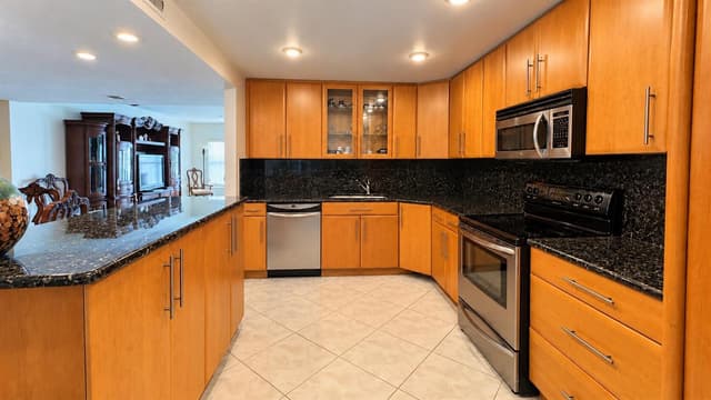 3750 Galt Ocean Drive # 1705, Fort Lauderdale FL 33308 - Fort Lauderdale, FL - Photo 4