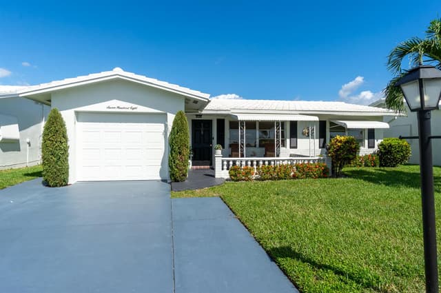 708 SW 18TH Street, Boynton Beach FL 33426 - Boynton Beach, FL - Photo 2